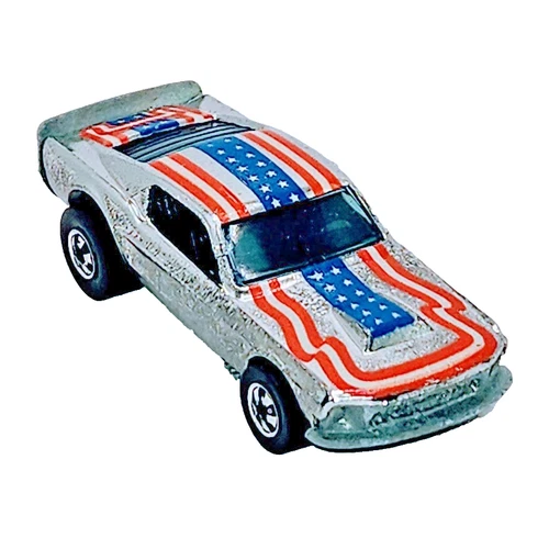 Vintage 1974 Hot Wheels Super Chromes BW Red, White & Blue Stripes. VGC