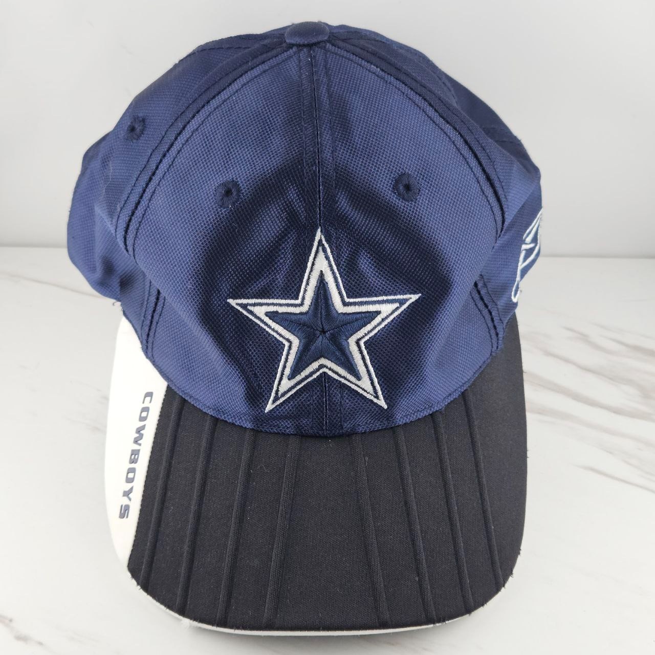 Vintage Reebok Dallas Cowboys NFL Equipment Navy Pleated Brim Star Cap Hat