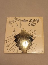 Vintage Scalloped Gold Tone Hinged Scarf Clip Ring Clothing Accessory