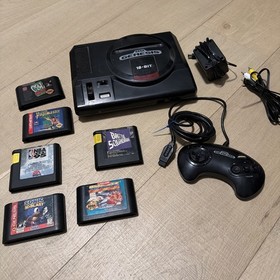 Sega Genesis Model-1 MK-1601 Console with Cords Controller 6 Games Tested