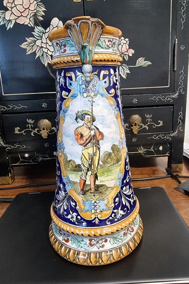 BLOIS ULYSSE BESNARD 19 eme PICHET vase SIGNÉ RENAISSANCE faïence MAJOLIQUE - Photo 3/4