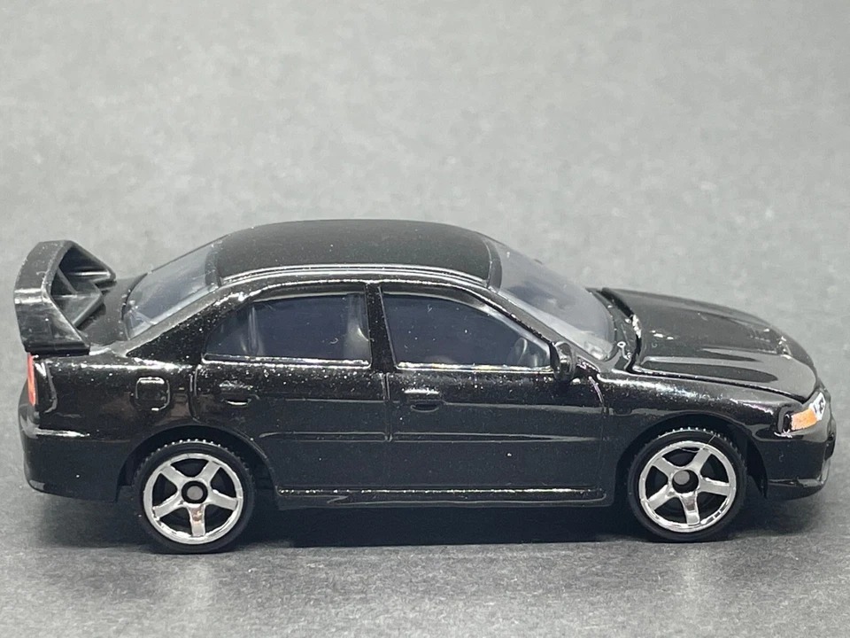 MATCHBOX 1996 MITSUBISHI LANCER EVOLUTION IV - COMO NUEVO Foto 2 de 4