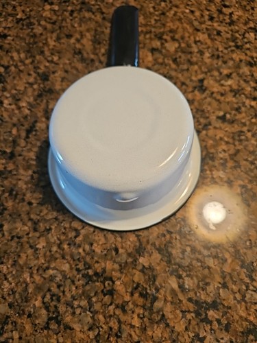 Vintage Farmhouse Decor White w/ Black Trim Enamel 5" Saucepan with Handle - Picture 6 of 11