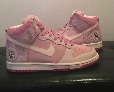 Nike Dunk SB Premium High Year Of The Pig Pink 2007 Size 8.5 Nike Dunk SB Premium High Year Of The Pig Pink 2007 Size 8.5