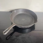 Griswold  No. 9 Cast Iron Skillet 11”   710 H Great Condition