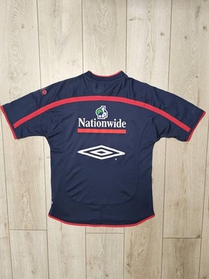 ENGLAND 2002 VINTAGE TRAINING FOOTBALL SHIRT SOCCER JERSEY M UMBRO