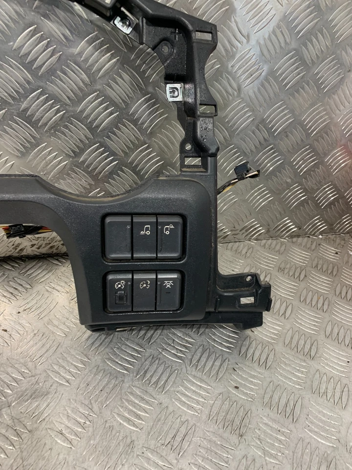 2007 DAF XF DASHBOARD PANEL WITH CONTROL SWITCHES #2 — 第 2/4 张图片