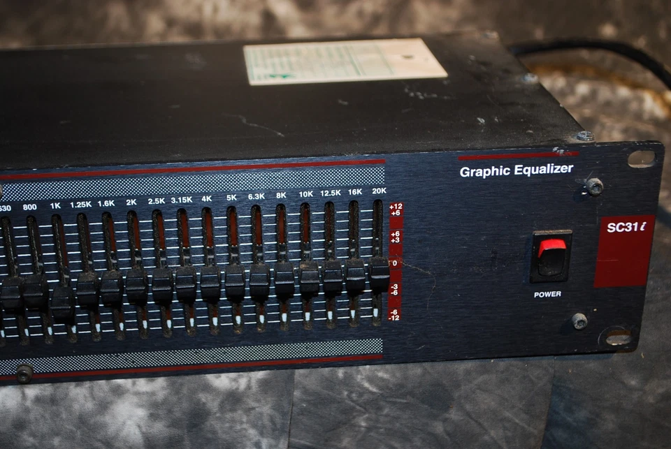 Audio Logic SC31i Graphic Equalizer - Image 3 of 4