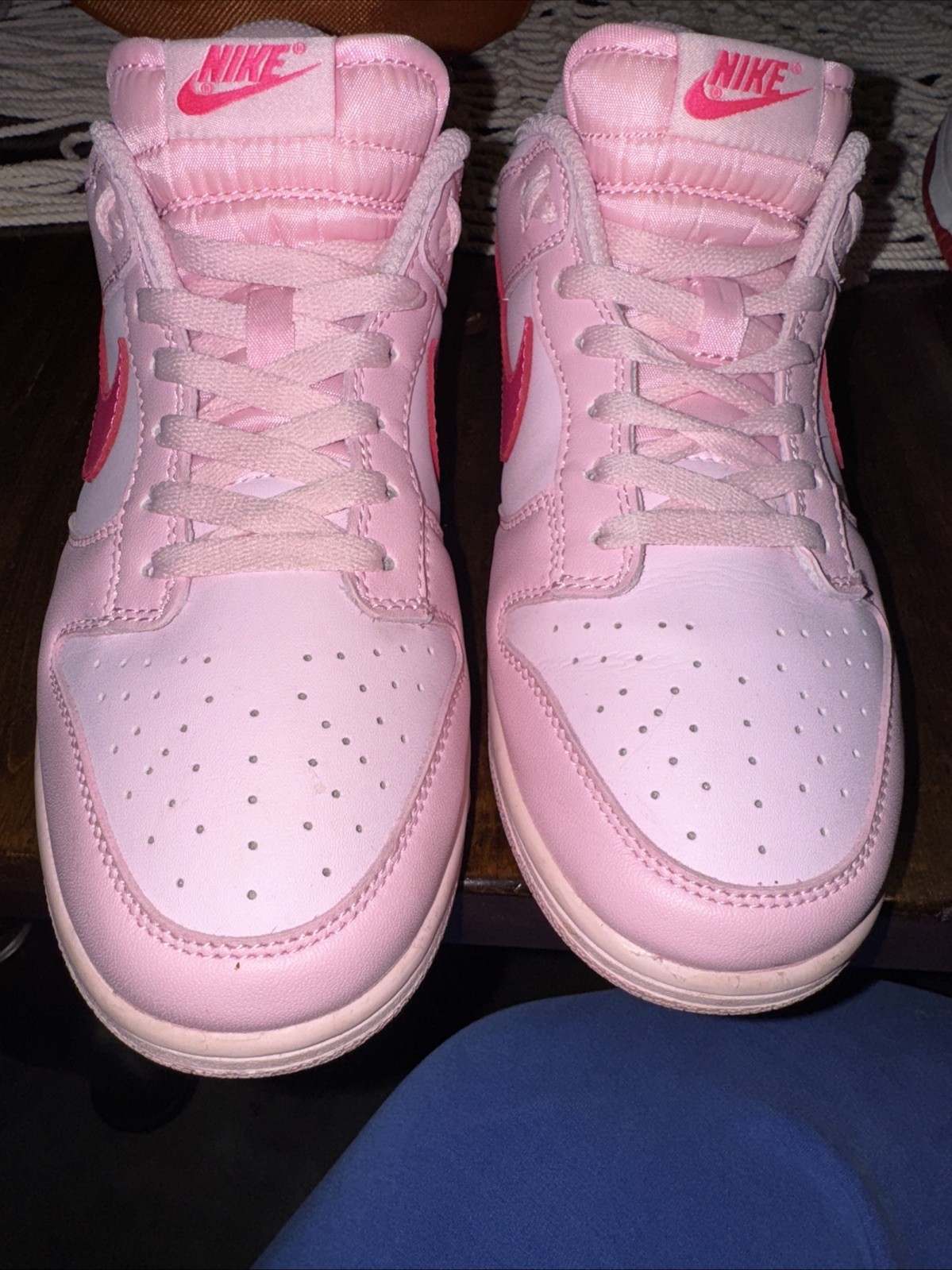 Nike dunks - image 4