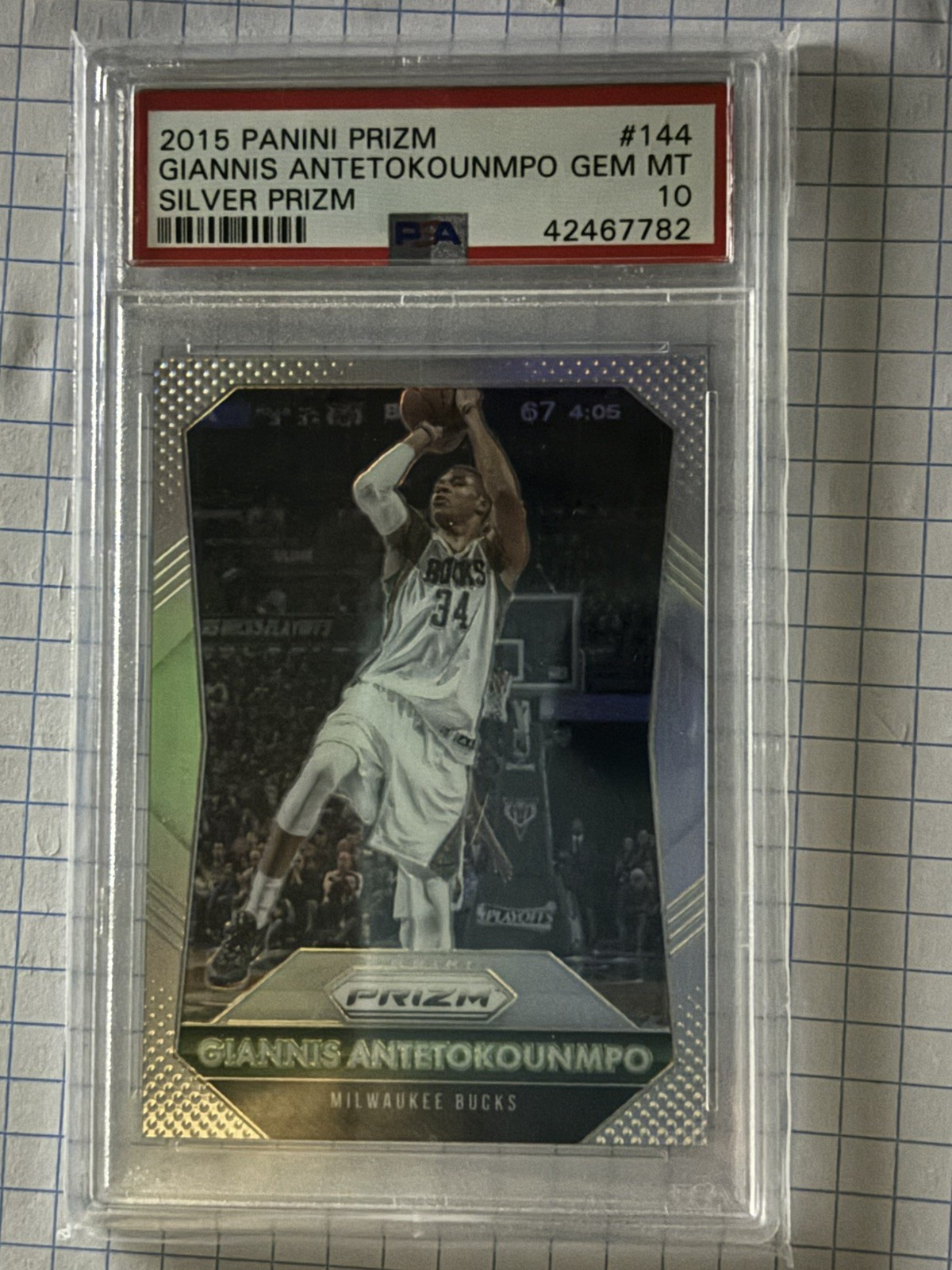 2015-16 Panini Prizm - Giannis Antetokounmpo #144 Silver Prizm view 2