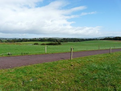 Foto A2 Bauernhof Gleis an der Moorepark Forschungsstation Mount Rivers \/W8399 c2013