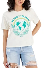 Juniors' Be Kind To The Earth Graphic Tee,  S