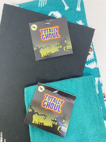 HALLOWEEN TOWELS KITCHEN 3 LINEN, COTTON TEAL BLACK SKELTON BONES SPOOKY NWT - Picture 4 of 10