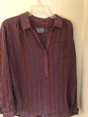 Anthropologie Wine Colored Long sleeved size small top buttons all the way up...