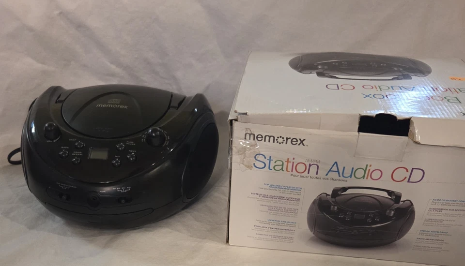 Memorex MP3221 CD Boombox Station Audio CD Entrada de línea  Foto 2 de 4