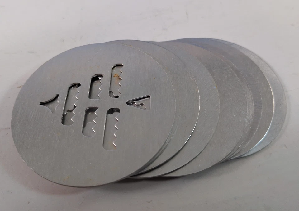 Vintage WEAR-EVER Super Shooter Electric Food Gun/Cookie Press 70123 - Image 4 of 4