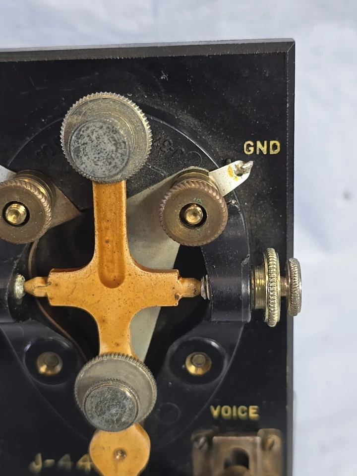 1940 J-37 J-44 TELEGRAPH KEY BASE E F Johnson MORSE CODE KEY WWII US Navy Army - Image 3 of 4