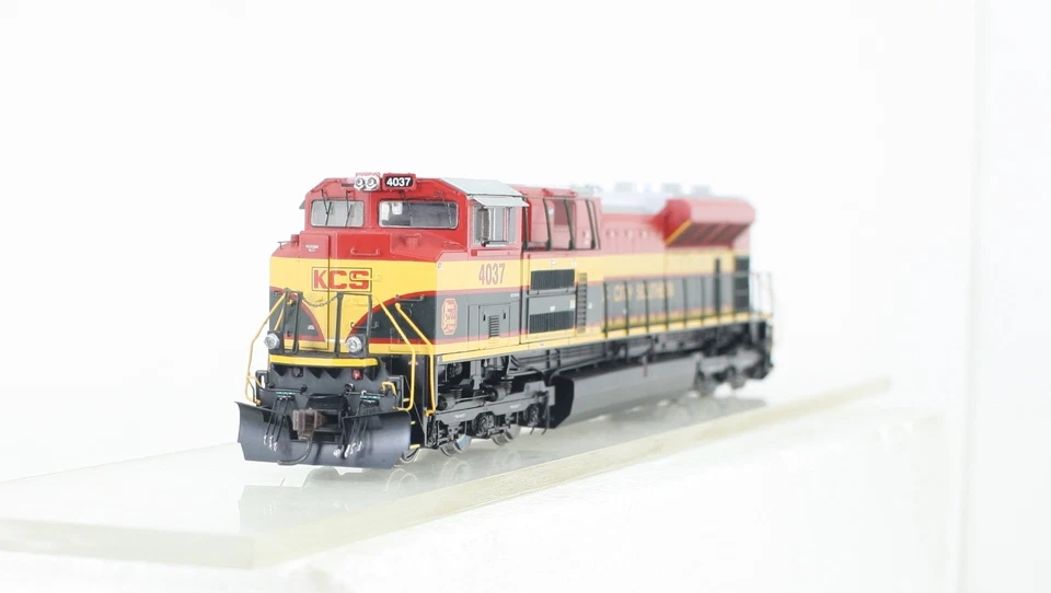 HO Scale Athearn Genesis Kansas City Southern SD70ACe Diesel #4037 DCC Sound - Image 2 of 4