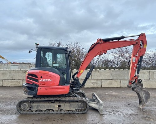 2018 Kubota KX057-4 - Picture 5 of 12