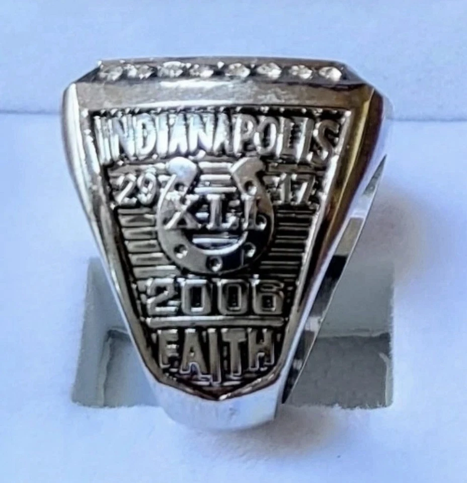 Anillo de campeonato del Super Bowl Peyton Manning 2006 Indianapolis Colts con caja Foto 4 de 4