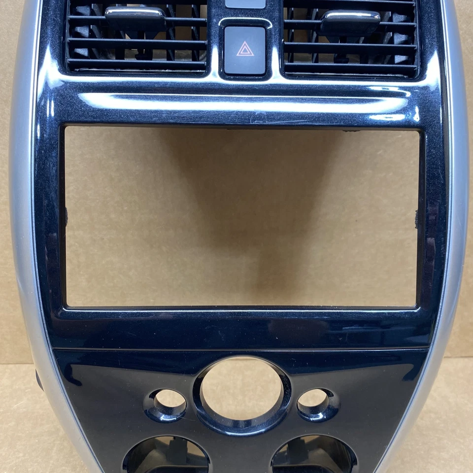 Nissan Versa Note 2015-2019 tablero central radio bisel climatizador moldura Foto 3 de 4