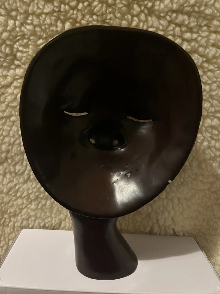 The Silent A Beautiful Decorative Mask Beautiful Patina Africa Wall Hanging Mas - Image 2 of 4