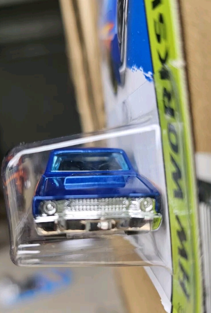 Picture 4 of 5