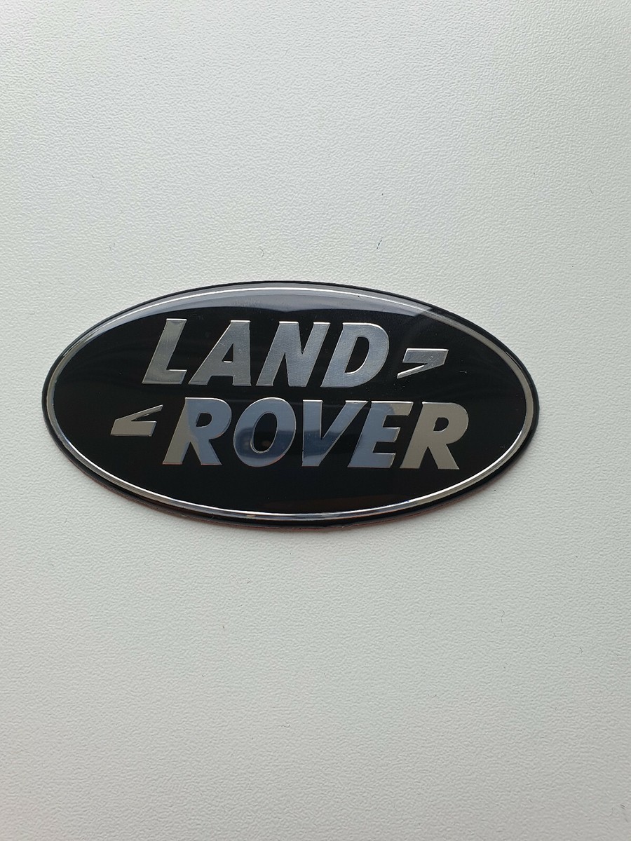 Land Rover Grille Badge – Curved Black Silver Alloy – Fits Defender & Discovery