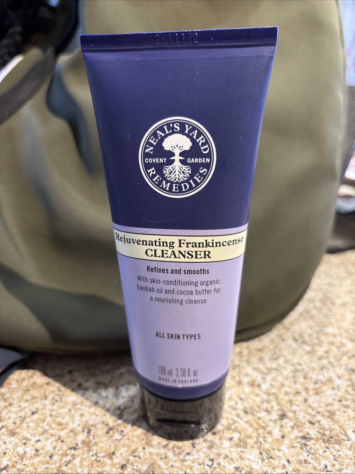 Neal's Yard Remedies Rejuvenating Frankincense Refining Cleanser 100g