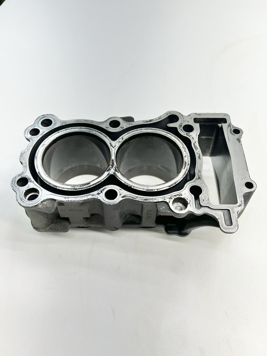 2015-2018 Yamaha YZF R3 MT-03 OEM Engine Cylinder Jug Barrel GOOD