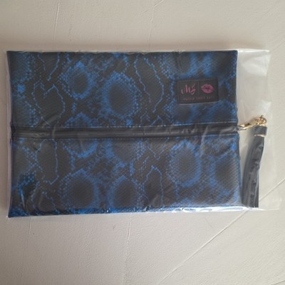 Makeup Junkie Bags Viper Royal Flat Lay