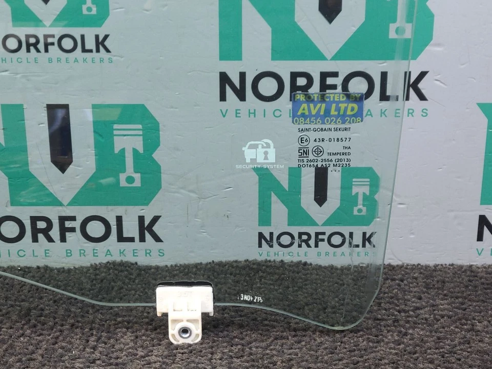 ISUZU D-MAX RG MK3 2022 Door Window Glass Front Left Side - Image 2 of 4