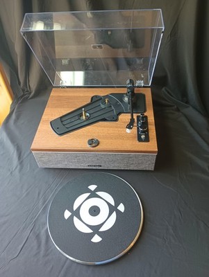 Qlearsoul ONE-S Vinyl Record Player Bluetooth Input/Output, All-In-One Speakers