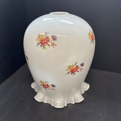 Vintage Milchglas Glockenform Lampenschirm mit Tortenbodenrand & Blumenmuster