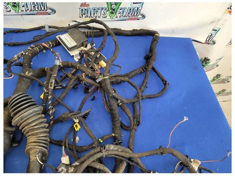 2014 Audi R8 V10 Coupe Body Harness Wire *Broken Plugs Cut Wires* 2136