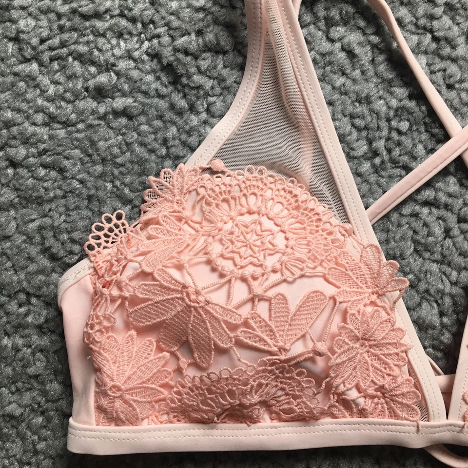 Xhilaration 女式蕾丝比基尼泳装上衣 L 码粉色十字带全新无标签 — 第 4/4 张图片