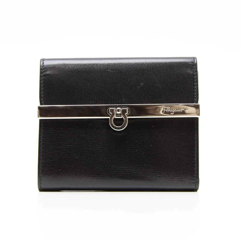 Salvatore ferragamo trifold clearance wallet