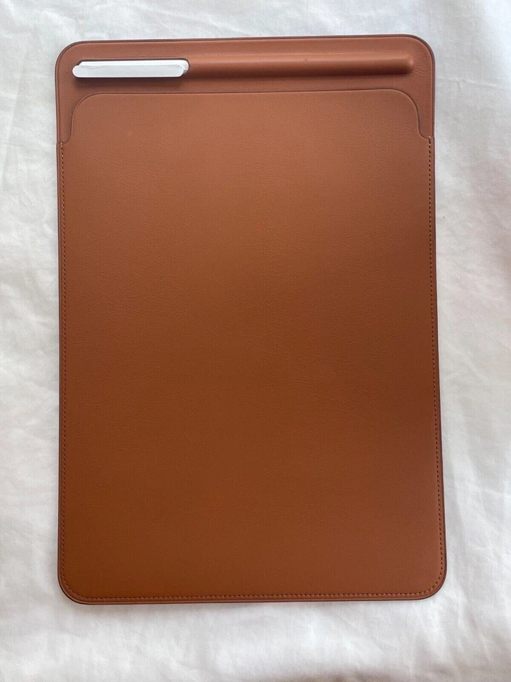 Leather Sleeve Case for iPad Pro 10.5" & Air 3 - Saddle Brown - Image 3 of 3