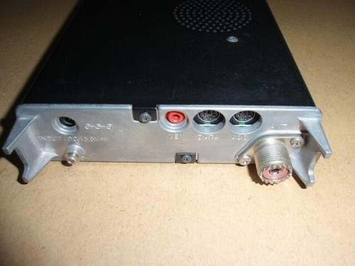 Transceptor compacto Yaesu FT-817ND HF/50/144/430 MHz todos los modos envío gratuito - Imagen 4 de 4