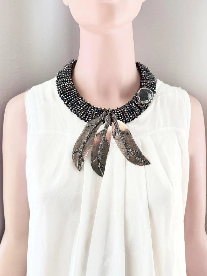 Collar distintivo firmado de marcasita de labradorita de Vilaiwán y nácar negro Foto 2 de 4