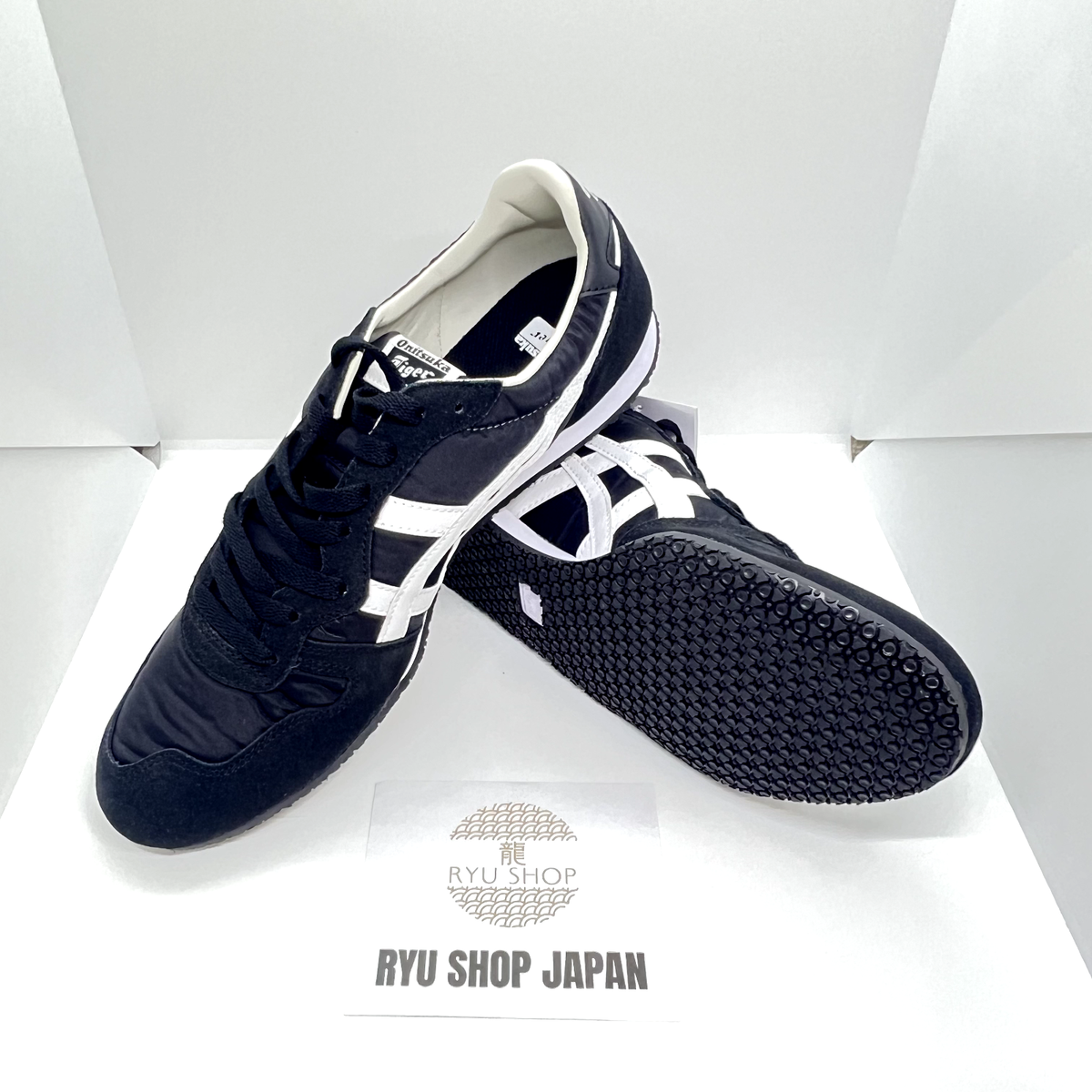 Onitsuka Tiger Sneaker SERRANO 1183B400.001 BLACK / WHITE | eBay