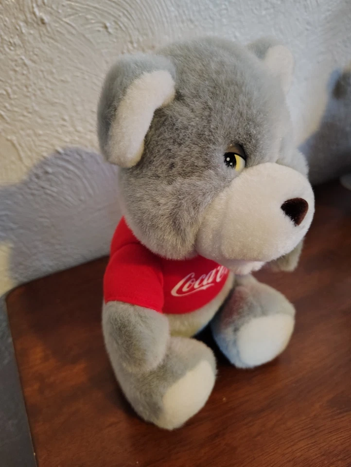 Oso de peluche gris felpa Play-By-Play Coca Cola 1993 vintage de 9 pulgadas Foto 2 de 4