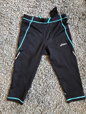 Black Asics Women's Leggings | Size Small | Capri style | Key Pocket