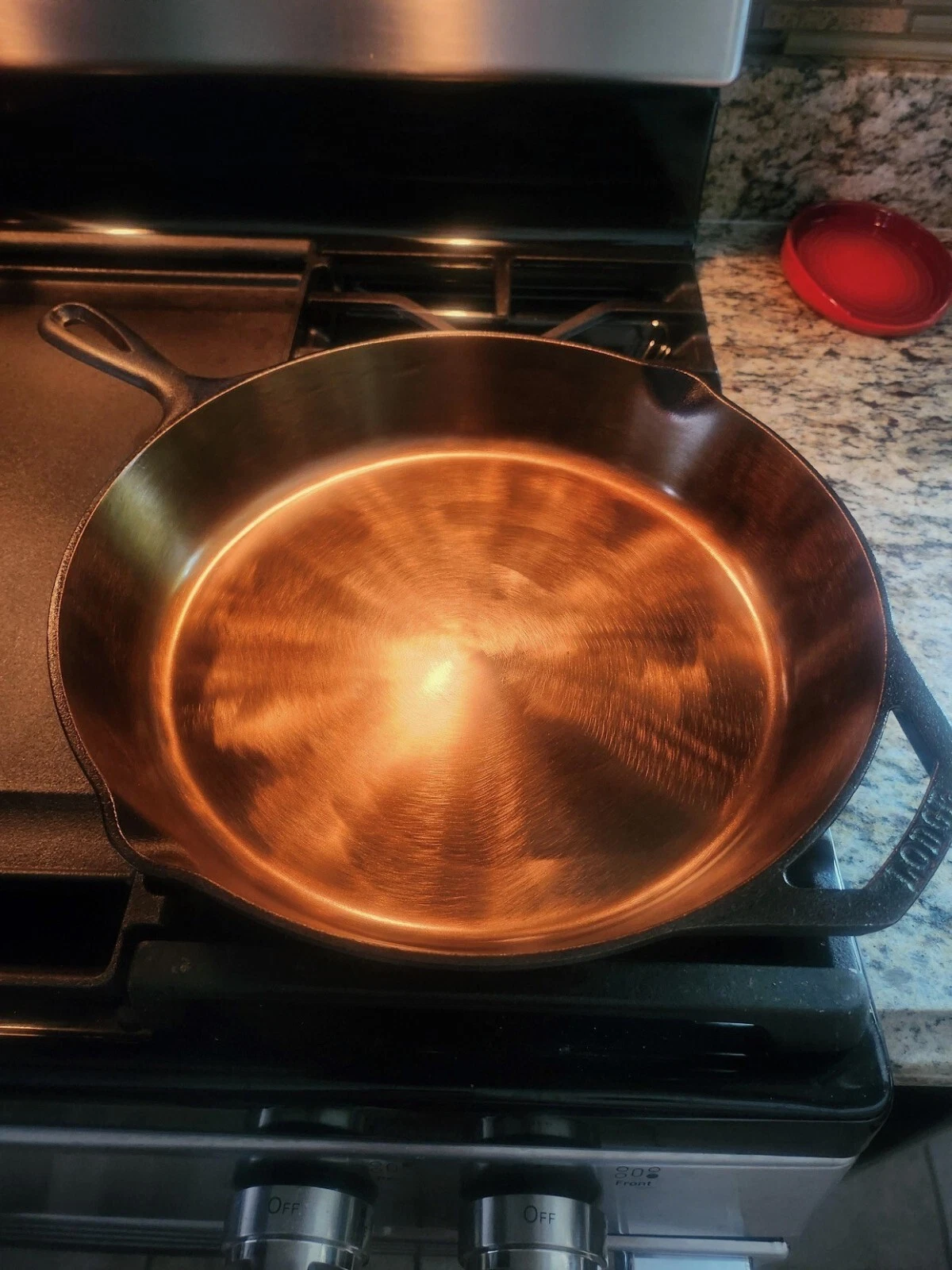 Smooth 12 inch Lodge Cast Iron Skillet
Opens in a new window or tab