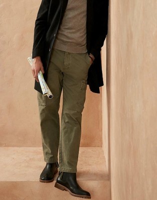 Banana Republic Relaxed Fit Cargos 