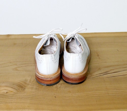 Tricker's Ladies White Aniline Derby Brogue Shoe Women's (see sizes) - Picture 4 of 9