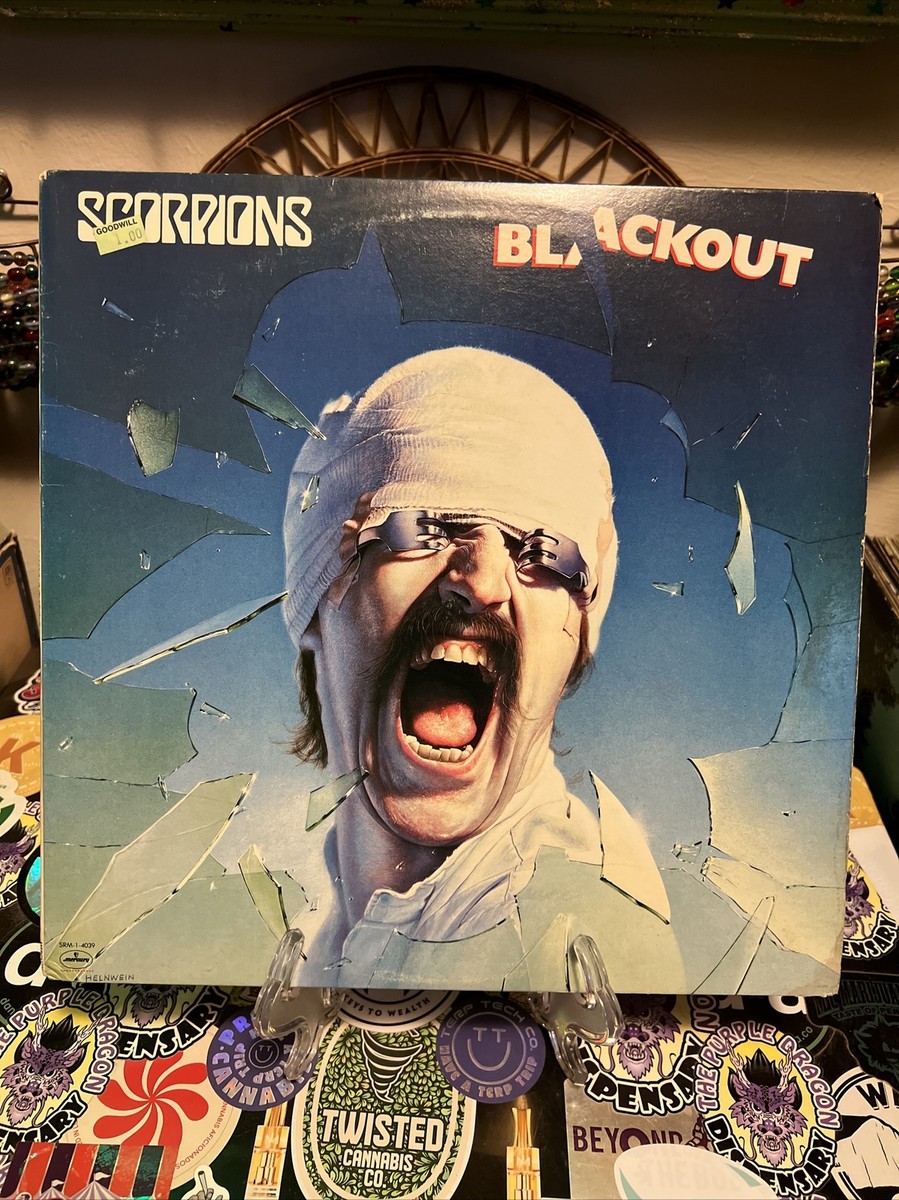 Scorpions – Blackout ~ Lp Vinyl 1982 Mercury Records (SRM-1-4039