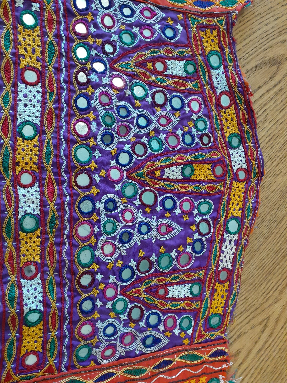 Patchwork Quilt Embroidered Handmade Panel Mirror… - image 13