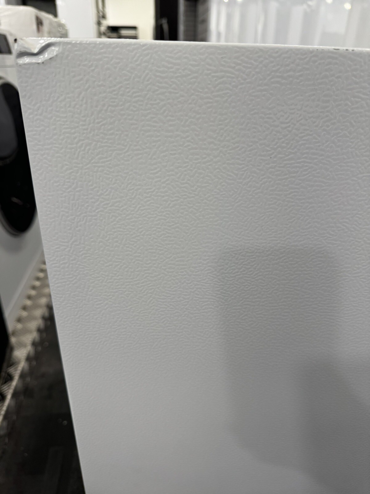 KENWOOD KIR60W21 Integrated Undercounter Fridge with ice box White eBay