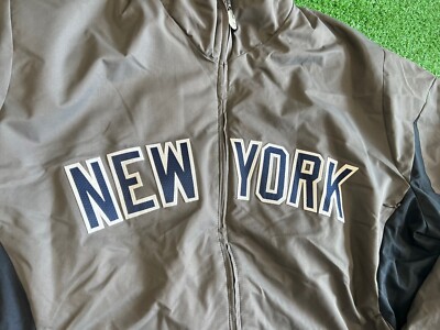 New York Yankees Authentic Majestic Therma Base Grey Dugout Jacket